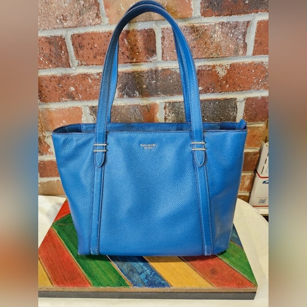 Kate Spade Oakwood Street Tote – Teal | Elegant & Structured | Excellent Conditi